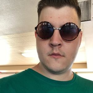 Meet your Posher, James